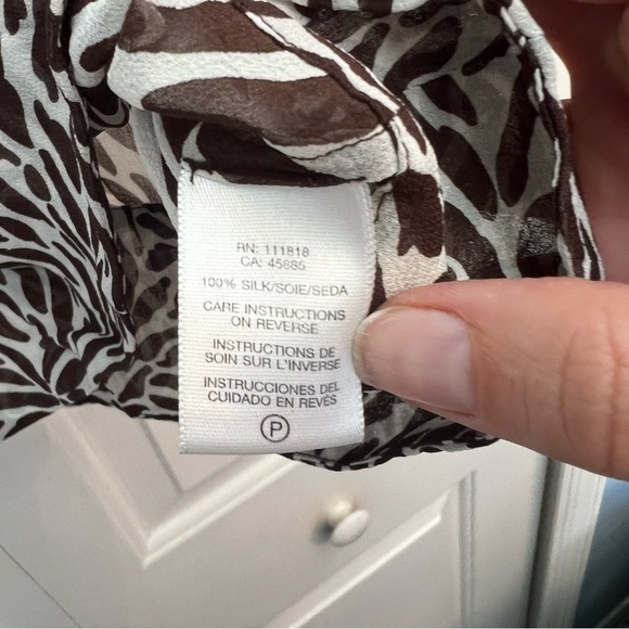 Micheal Micheal Kors Long Sleeve Blouse Sheer Zebra Print Size Small Silk - Picture 5 of 9